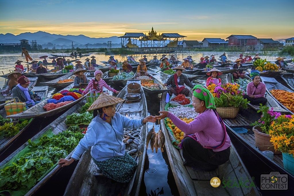 First Prize: AUNG CHAN THAR